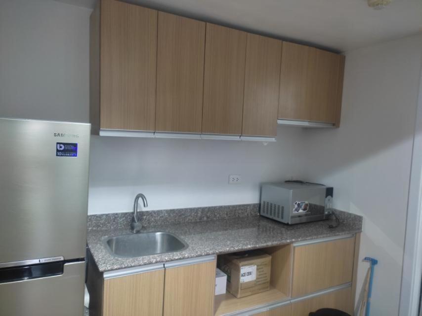Mactan Airport Cebu Accommodation Lapu-Lapu City Bagian luar foto